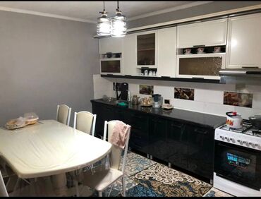 пишпек дом продать: Дом, 240 м², 8 комнат, Агентство недвижимости