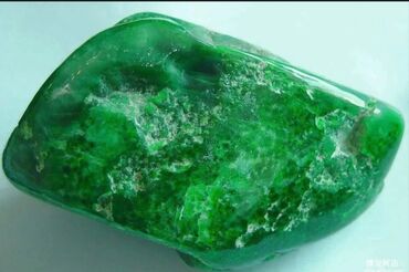 драгоценные камни: Продам нифрит плотность 0 природный камень