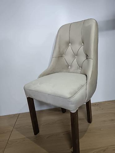 Stilske stolice: Tapacirana stolica sa dugmićima (chesterfield stil) - Presvlaka: meki — 1