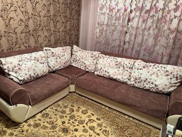 kunc divan satiram: Künc divan