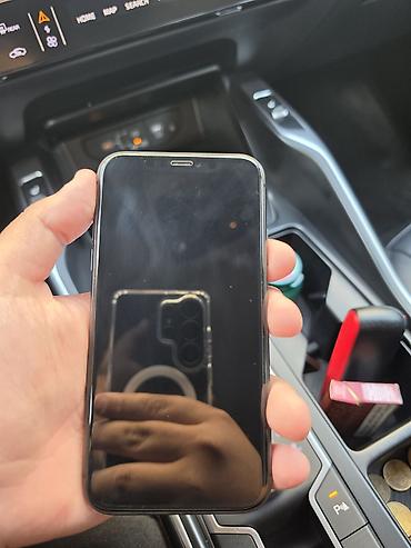 iphone 5c: IPhone 11, Qara, Face ID — 6