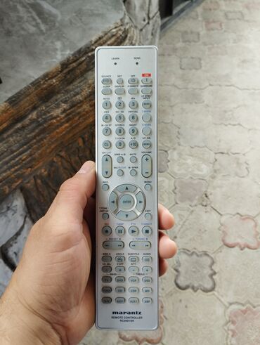 Səs gücləndiriciləri: Marantz AV resiveri və Blu-ray pleyeri dəsti ev kinoteatrı qurğuları — 17