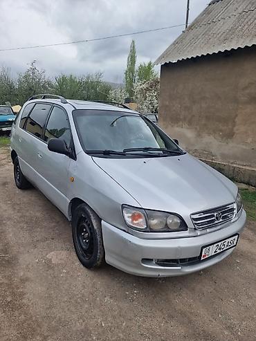 Toyota: Toyota Picnic: 2000 г., 2.2 л, Ручные, Дизель, Универсал — 6