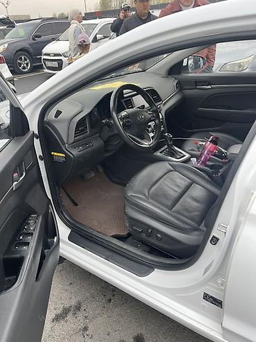 sprinter 4 4: Hyundai Avante: 2018 г., 1.6 л, Автомат, Бензин, Седан — 7