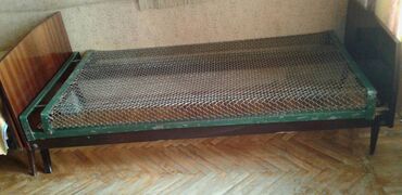 Çarpayılar: İşlənmiş, İkinəfərlik çarpayı, Bazasız, Matrassız, Siyirməsiz, Rusiya — 7