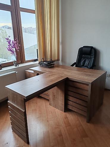 Ofis mebeli: Ofis mebel dəsti təcili satılır, 2 günə ofisdən çıxarılmalıdır. Demək — 6