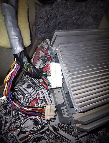 12v 220v dönüştürücü: Avtomobil audio gücləndiricisi (amplifier) və orijinal ustutel — 1