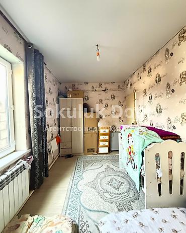 Продажа коттеджей и домов: 🏠Продается дом в с. Сокулук 🟡Комнаты: 3 🟡Участок: 3 соток 🟡Отопление — 11