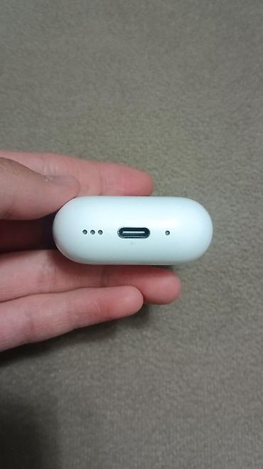 Кейсы для наушников: Заголовок: Кейс AirPods 4 ANC (A3059) Описание: Продаю зарядный кейс — 3
