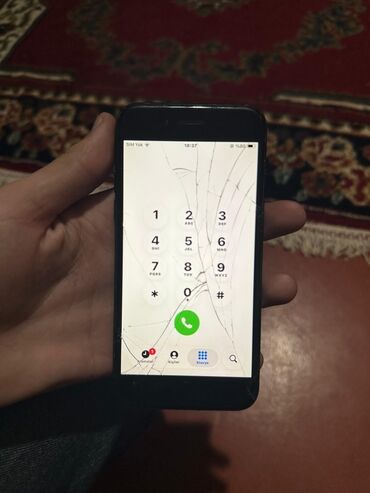 Apple iPhone: IPhone SE 2020, Qara, Qırıq — 2