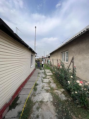 Продажа коттеджей и домов: Продаем жилой дом с участком 396м2 в Бишкеке! Красная книга! Район 7 — 22