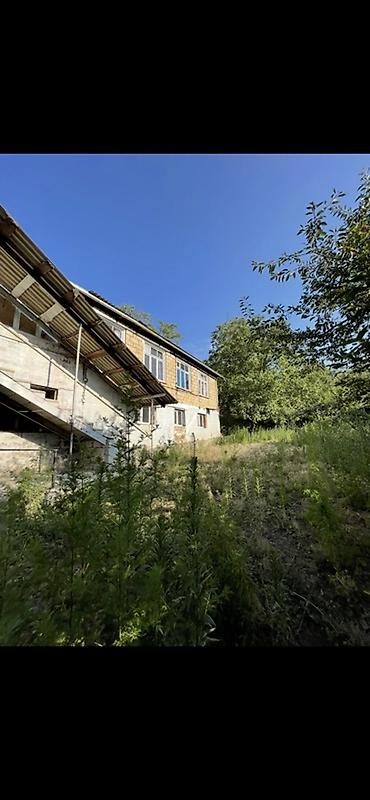 Bağ evlərinin satışı: Satılır: bağ evli torpaq sahəsi - Ümumi təyinatlı həyət evi və geniş — 1