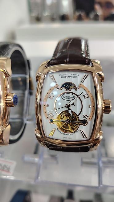 Aksesuarlar: Parmigiani Fleurier – Tonneau formalı, mexaniki, Swiss Made kişi saatı — 8