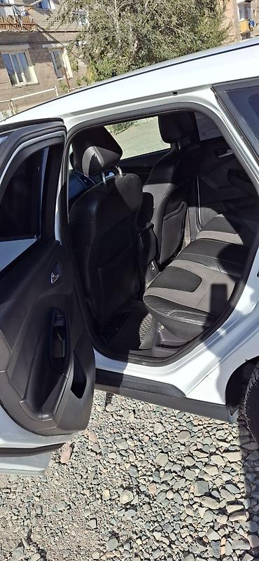 Ford: Ford Focus: 2012 г., 2 л, Бензин, Универсал — 6