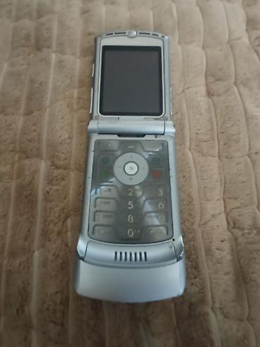 nintendo switch oled igrice: Motorola RAZR V3 – preklopni mobilni telefon - Tanak metalni — 4