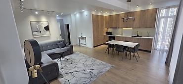 Долгосрочная аренда квартир: 3 комнаты, С мебелью полностью — 1