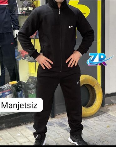 İdman dəstləri: İdman dəsti Nike, 4XL (EU 48), rəng - Qara