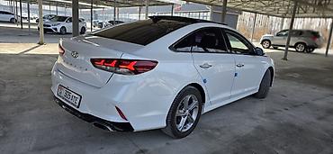 Hyundai: Hyundai Sonata: 2018 г., Седан — 4