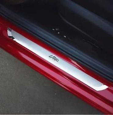 Auto delovi, gume i tjuning: Aluminijumkse lajsne za pragove FR Seat. Samolepljive aluminijumske — 8