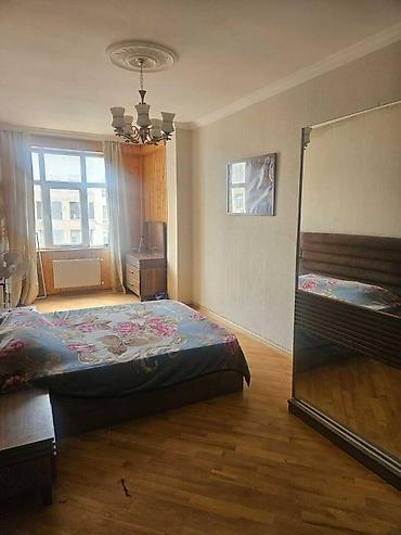 kiraye ev ecemide: İcarəyə verilir 3 otaqlı yeni tikili 140 m², 8 Noyabr m. 1 200 AZN/ay — 6