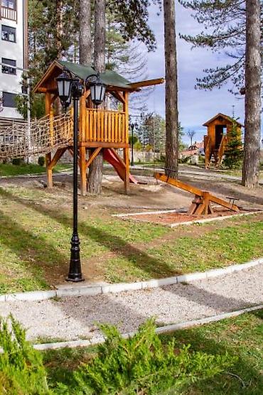 Stan na dan: Odmor na Zlatiboru, Nov apartman . Kategorisan 4**** Kiridžijska 33 — 27