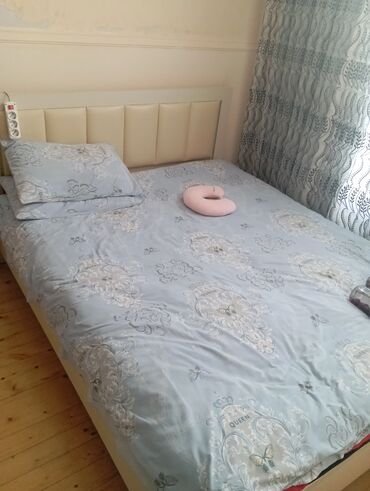 Çarpayılar: İkinəfərlik çarpayı, Bazasız, Matras ilə, Siyirməsiz