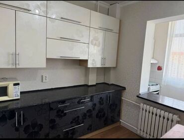 долгосрочная квартира каракол: 2 бөлмө, Кыймылсыз мүлк агенттиги, Чогуу жашоосу жок, Жарым -жартылай эмереги бар