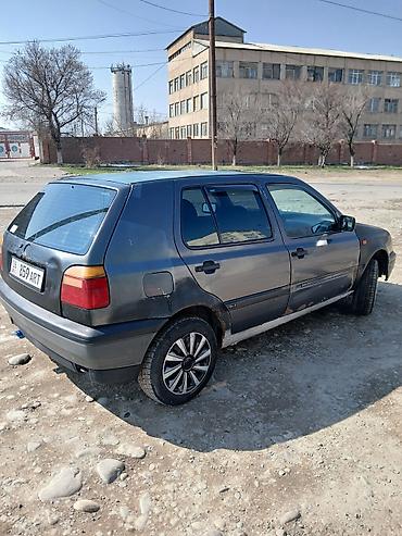 Volkswagen: Volkswagen Golf: 1993 г., 1.8 л, Ручные, Газ, Хэтчбэк — 5