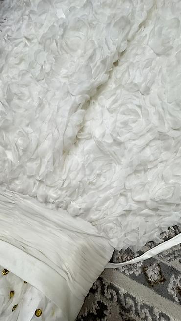 Свадебные платья: Платье свадебное с эффектом розы Было в аренде 3 раза Некоторые — 5