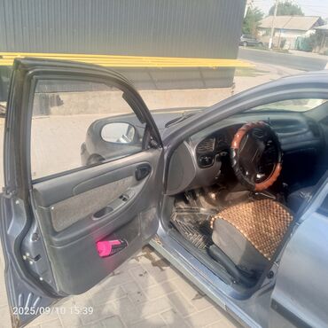 обмен на авто с доплатой: Chevrolet Lanos: 2007 г., 1.5 л, Механика, Бензин