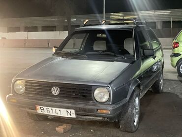 багажник голф: Volkswagen Golf: 1989 г., 1.8 л, Механика, Бензин, Купе