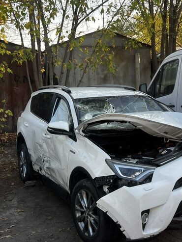 авто рассрочка без банка: Toyota RAV4: 2018 г., 2.5 л, Автомат, Гибрид, Внедорожник