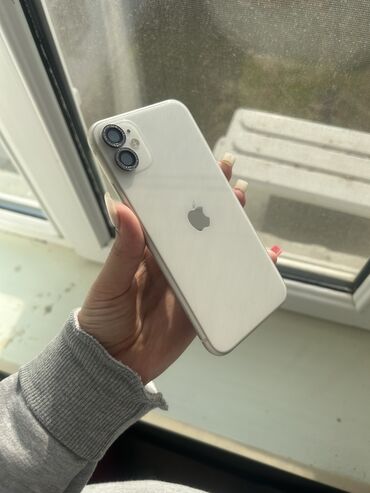 Apple iPhone: IPhone 11, 64 GB, Ağ, Barmaq izi, Simsiz şarj, Face ID