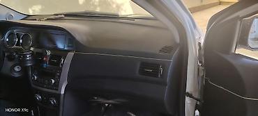 Great Wall: Great Wall : 1.5 l | 2013 il 185 km Sedan — 13