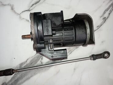 Radiatorlar: Turboçərcləyici aktuatoru, avtomobil mühərriklərində istifadə olunan