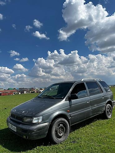 Mitsubishi: Mitsubishi Space Wagon: 1993 г., 2 л, Вариатор, Бензин, Универсал — 6
