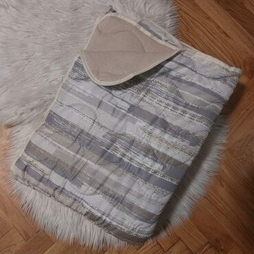 Posteljina: 💜Štep deke-140*200 💜Materijal-pamučno platno,frotir 💜Cena-1800 din — 8