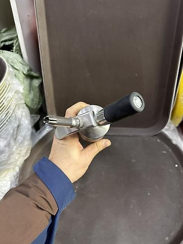 Кондитерский инвентарь: Сифон для взбитых сливок/пен и соусов - Материал корпуса: нержавеющая — 44