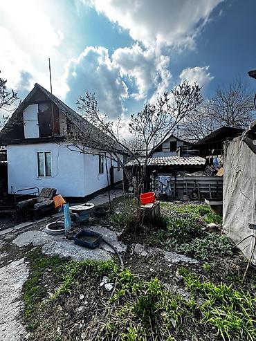 Продажа коттеджей и домов: Продается дом! Район ГЭС 2, ул Горького. Участок ровный, на участке 2 — 3