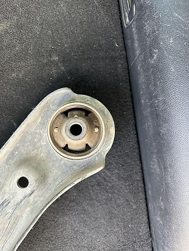 передний рычаг: Передний правый рычаг Hyundai Б/у — 3
