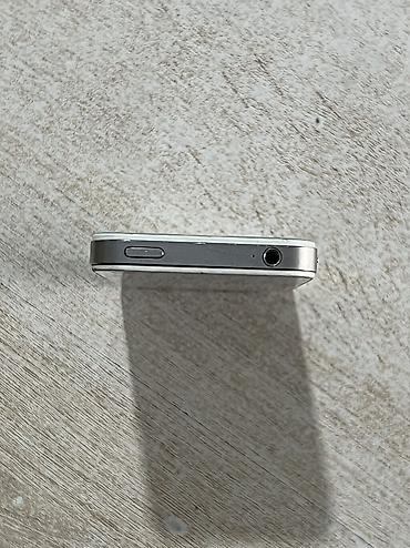 Apple iPhone: IPhone 4S, Б/у, 16 ГБ, Белый, Зарядное устройство, Кабель — 9