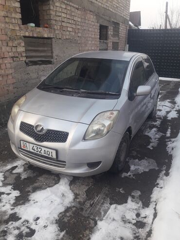 Toyota Vitz: 2005 г., 1 л, Автомат, Бензин, Хэтчбэк