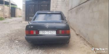 mercedes 180 b: Mercedes-Benz 190 (W201): 1.8 l | Sedan — 1