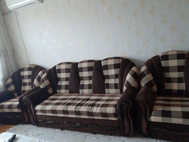 divanlar islenmis: Divan, İşlənmiş, Açılan, Bazasız, Parça