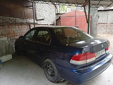 Продажа авто: Honda Civic: 1997 г., 1.7 л, Механика, Бензин, Седан — 3