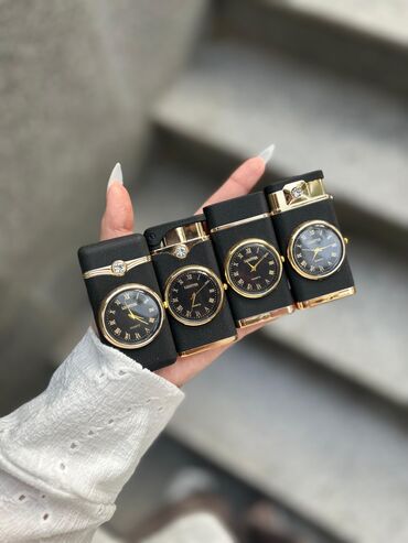 kişilər üçün qaçış krossovkaları: İşıqlı saatlı alışqanlar💣 Yazı qutu daxil 20 azn 😍 Bəylər üçün ideal