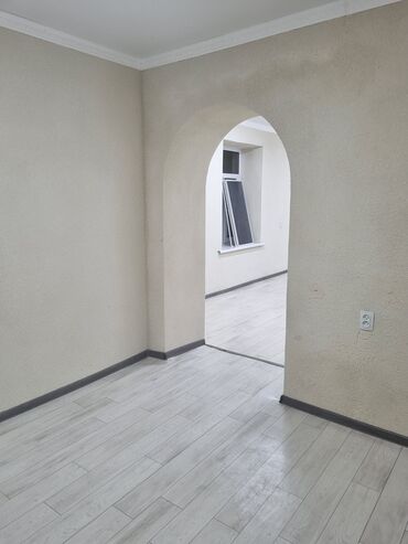 Офисы: Сдаю Офис, 50 м², В бизнес центре, С отдельным входом — 6