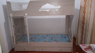 двухъярусные кровати бишкек цена: Продаётся двухъярусная кровать 3000 сом в хорошем состоянии