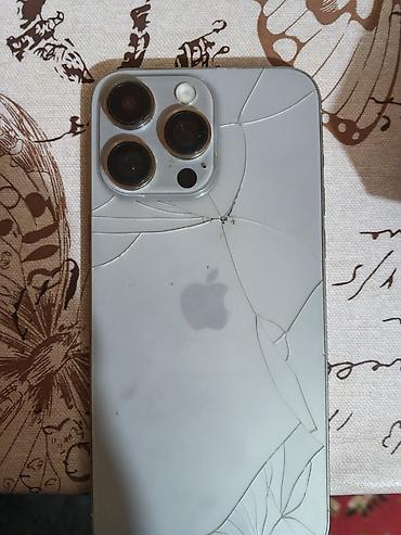17 pro max planshet: IPhone 15 Pro, Серебристый, Битый — 2