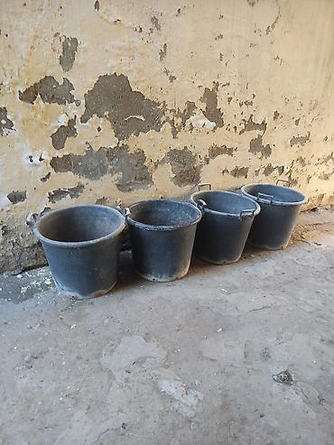 bezek bitkileri: 50 litr tutumlu Plastik dibçəklər satilir. Elastik materialdandi — 5